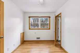 395 Eldridge Ave W, Roseville, MN 55113 - Photo 13