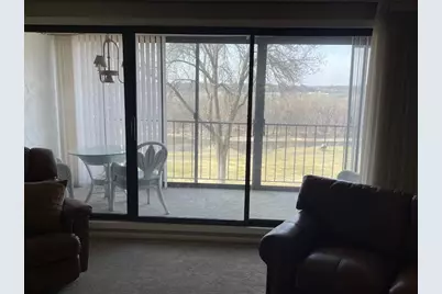 1077 Sibley Memorial Highway #305, LilyDale, MN 55118 - Photo 7