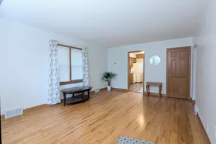 1618 Beech St, Saint Paul, MN 55106 - Photo 5