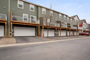 5205 Oak Grove Parkway N, Brooklyn Park, MN 55443 - Photo 15