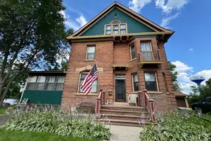 310 N Washington Ave, Albert Lea, MN 56007 - Photo 1