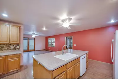 616 Range Street, North Mankato, MN 56003 - Photo 11