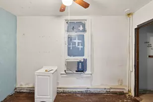 715 Hope St, Saint Paul, MN 55106 - Photo 9