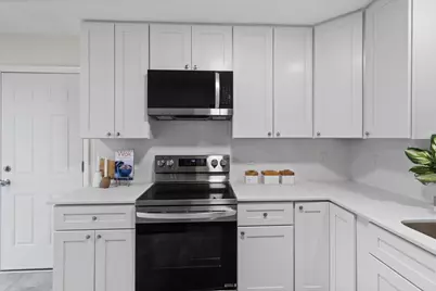 16420 4th Avenue N, Plymouth, MN 55447 - Photo 13