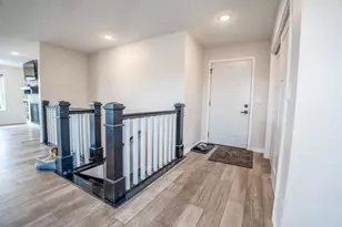 101 Meadow Ln, New London, MN 56273 - Photo 5