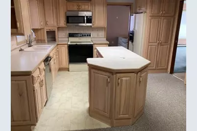 693 Stearns Avenue E, Eden Valley, MN 55329 - Photo 15