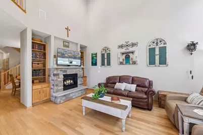 9980 Indigo Drive, Eden Prairie, MN 55347 - Photo 5