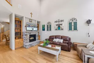 9980 Indigo Dr, Eden Prairie, MN 55347 - Photo 5