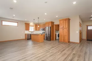 662 Voyager Dr, Alexandria, MN 56308 - Photo 5