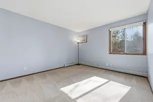 11160 Anderson Lakes Pkwy, Eden Prairie, MN 55344 - Photo 17