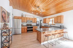 17992 Riverwood Dr, Little Falls, MN 56345 - Photo 5