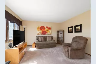 8751 Maplebrook Parkway N #0, Brooklyn Park, MN 55445 - Photo 9