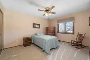 8751 Maplebrook Pkwy N, Brooklyn Park, MN 55445 - Photo 17