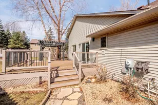 129 Hemlock Pl, Vadnais Heights, MN 55127 - Photo 3