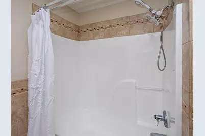 129 Hemlock Place, Vadnais Heights, MN 55127 - Photo 31