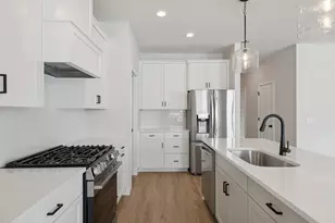 20262 Keystone Ave, Lakeville, MN 55044 - Photo 15