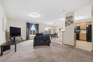 3512 Goodwin Ave N, Oakdale, MN 55128 - Photo 5