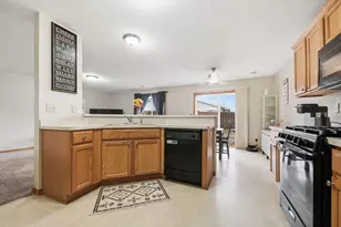 3512 Goodwin Ave N, Oakdale, MN 55128 - Photo 15