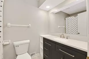 11140 Abbott Ln, Minnetonka, MN 55343 - Photo 15