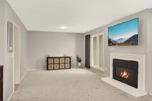 11140 Abbott Ln, Minnetonka, MN 55343 - Photo 9