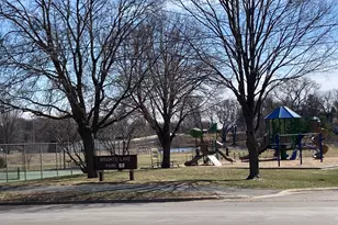 1712 E 84th St, Bloomington, MN 55425 - Photo 13