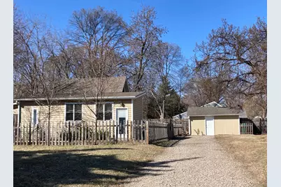 1712 E 84th Street, Bloomington, MN 55425 - Photo 3