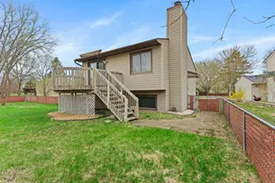7821 Rimbley Rd, Woodbury, MN 55125 - Photo 11