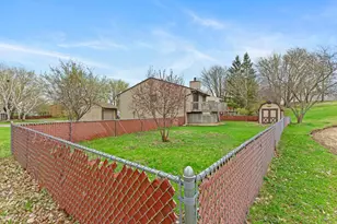 7821 Rimbley Rd, Woodbury, MN 55125 - Photo 7