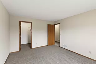 7948 Charles Way, Inver Grove Heights, MN 55076 - Photo 7