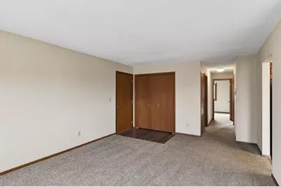 7948 Charles Way, Inver Grove Heights, MN 55076 - Photo 9