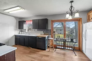 966 Oak Ridge Point NE, Blaine, MN 55434 - Photo 17