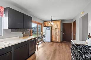 966 Oak Ridge Point NE, Blaine, MN 55434 - Photo 21