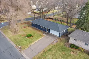 966 Oak Ridge Point NE, Blaine, MN 55434 - Photo 5