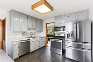 9224 15th Ave S, Bloomington, MN 55425 - Photo 9