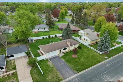 9224 15th Avenue S, Bloomington, MN 55425 - Photo 37