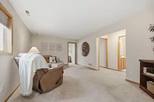 10272 Country Club Curve, Woodbury, MN 55129 - Photo 29