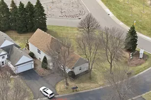 10272 Country Club Curve, Woodbury, MN 55129 - Photo 43