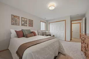 10272 Country Club Curve, Woodbury, MN 55129 - Photo 17