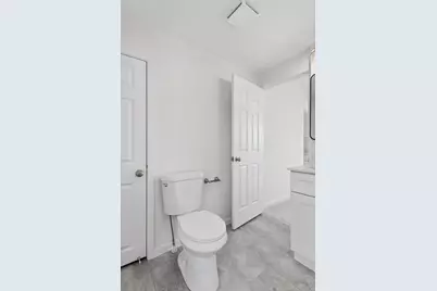 4241 Yosemite Avenue S, Saint Louis Park, MN 55416 - Photo 19