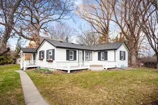 12210 28th Ave N, Plymouth, MN 55441 - Photo 3