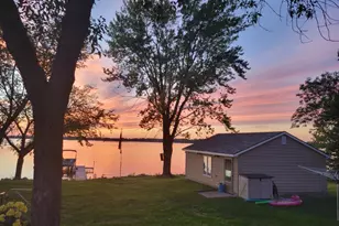 37106 Hackberry Point Rd, Richville, MN 56576 - Photo 33