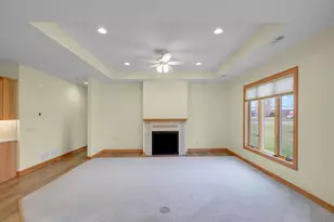 1286 Jefferson Ct, Shakopee, MN 55379 - Photo 9