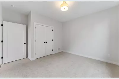 1564 Creekwood, New Richmond, WI 54017 - Photo 7