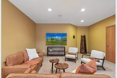 143 Heritage Trail, Houlton, WI 54082 - Photo 45