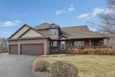 143 Heritage Trail, Houlton, WI 54082 - Photo 3