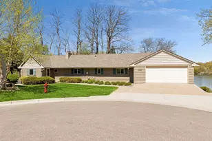 4033 Silver Lake Terrace NE, Saint Paul, MN 55421 - Photo 63