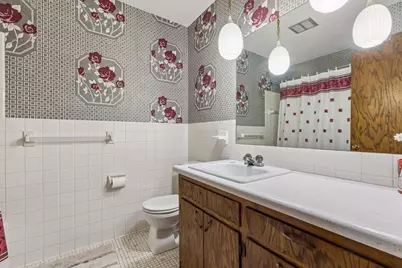 4033 Silver Lake Terrace NE, Saint Paul, MN 55421 - Photo 39