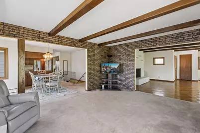 4033 Silver Lake Terrace NE, Saint Paul, MN 55421 - Photo 15