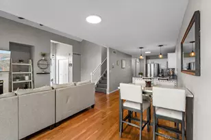 291 Appleblossom Ln E, Shakopee, MN 55379 - Photo 9