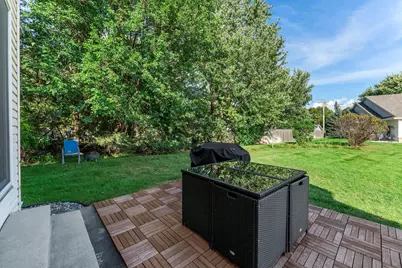 291 Appleblossom Lane E, Shakopee, MN 55379 - Photo 53